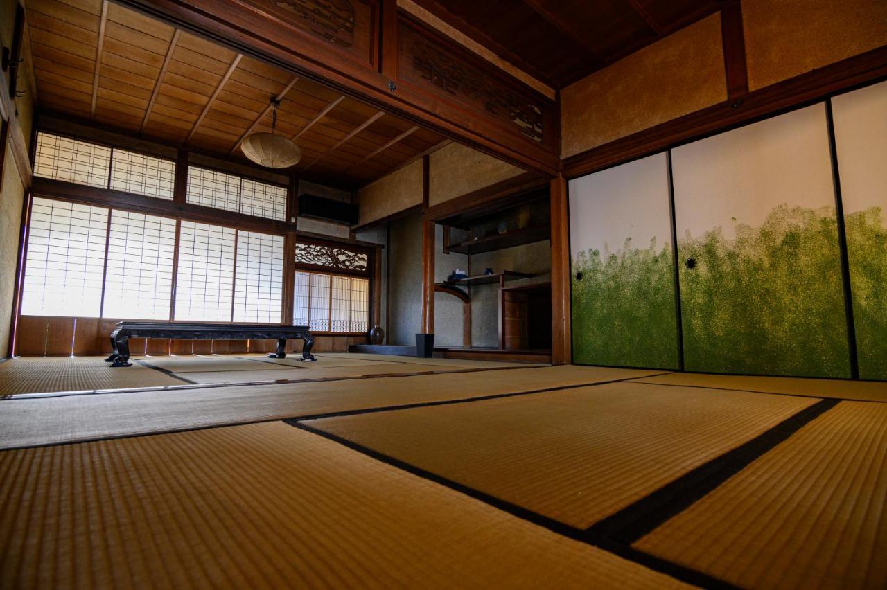 Calali Bed and Breakfast Karatsu Buitenkant foto